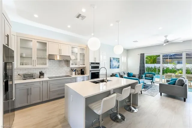 $25,000 | 596 111th Avenue North, Naples, FL 34108