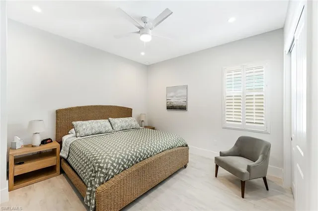 $25,000 | 596 111th Avenue North, Naples, FL 34108