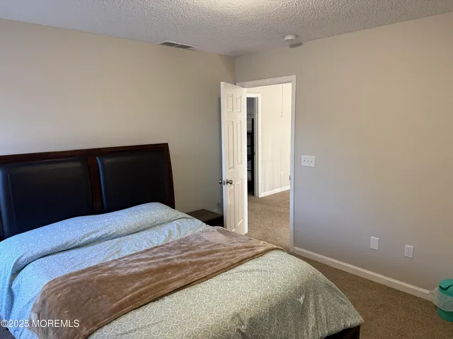 $4,000 | 90 Atlantis Avenue, Manahawkin, NJ 08050