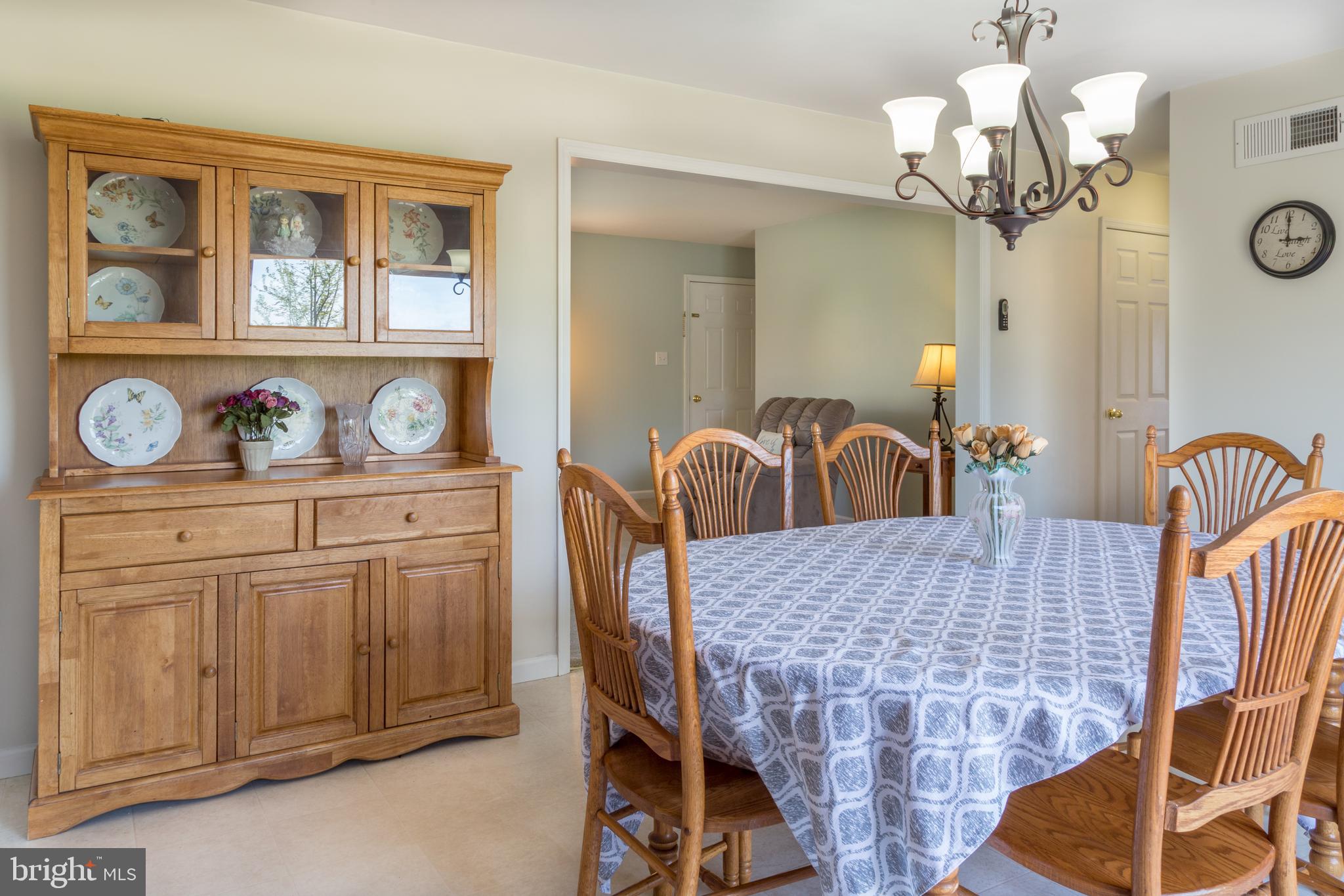 2272 Old Washington Road Westminster, MD 21157 - Photo 11 of 48 Eat in Kitchen
