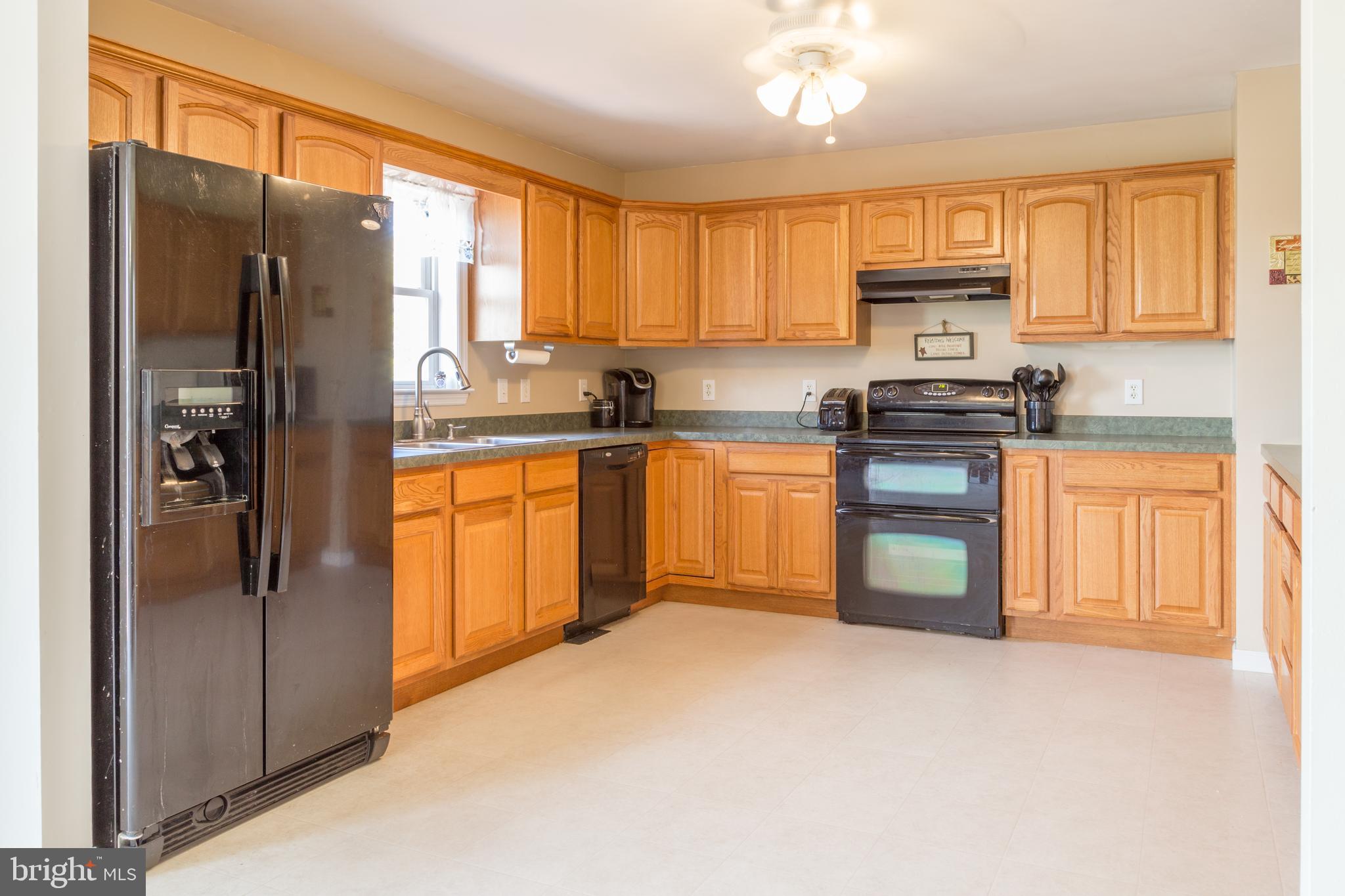 2272 Old Washington Road Westminster, MD 21157 - Photo 7 of 48 Kitchen