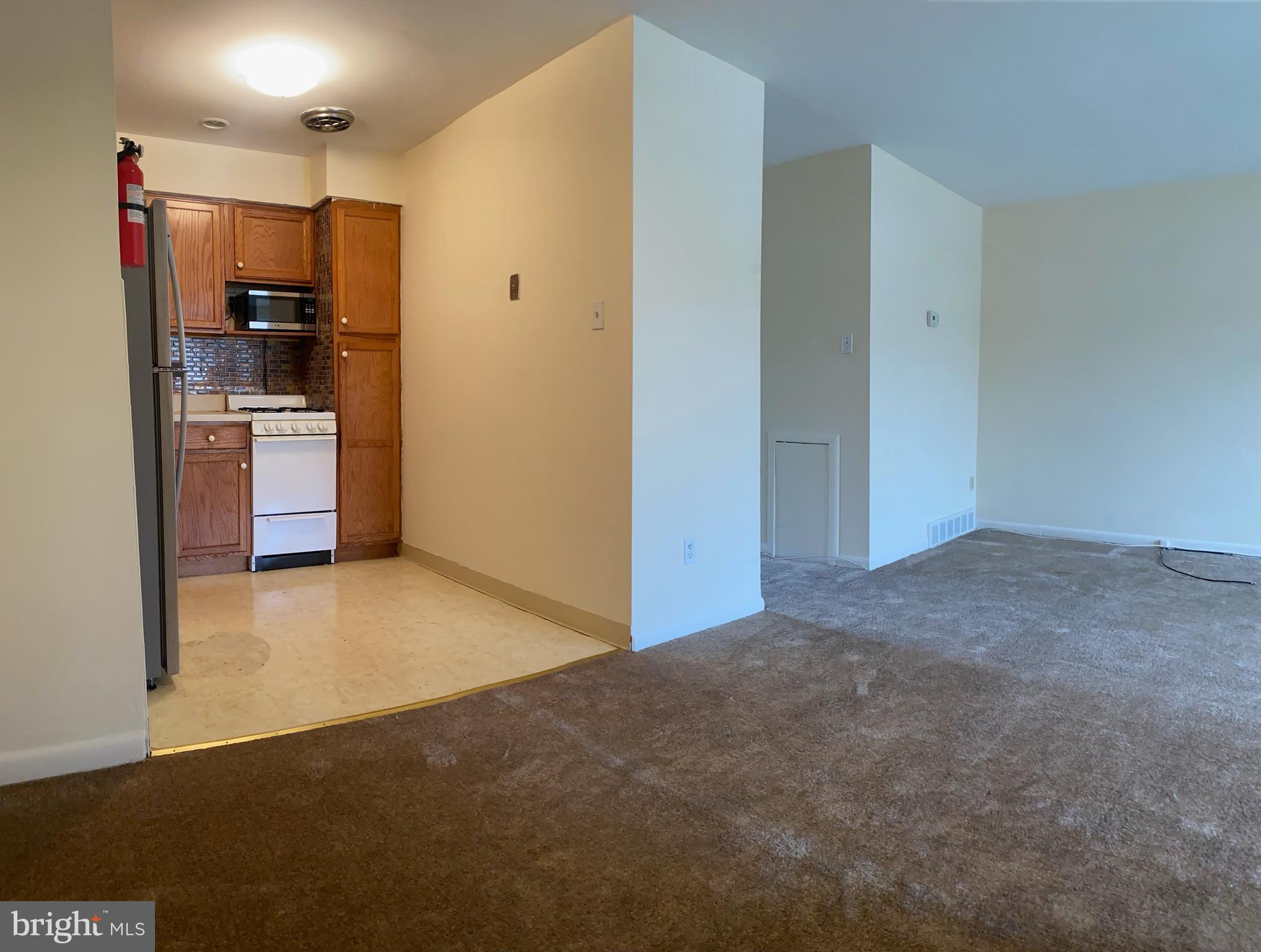 4034 West Ford Road Philadelphia, PA 19131 - Photo 6 of 29