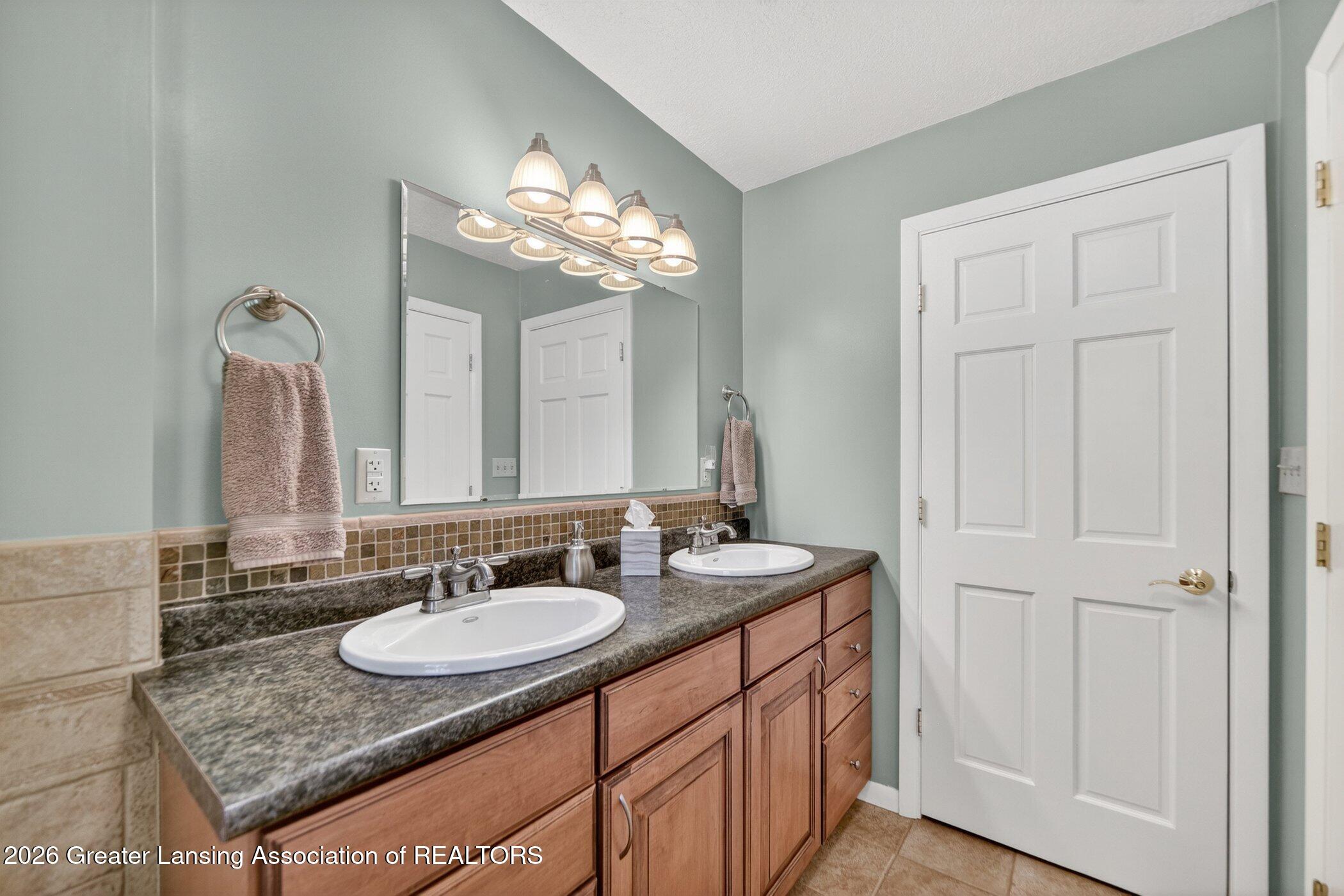 11165 Nixon Road Grand Ledge, MI 48837 - Photo 34 of 43 11165-Nixon-Rd-Windowstill-Photography 3