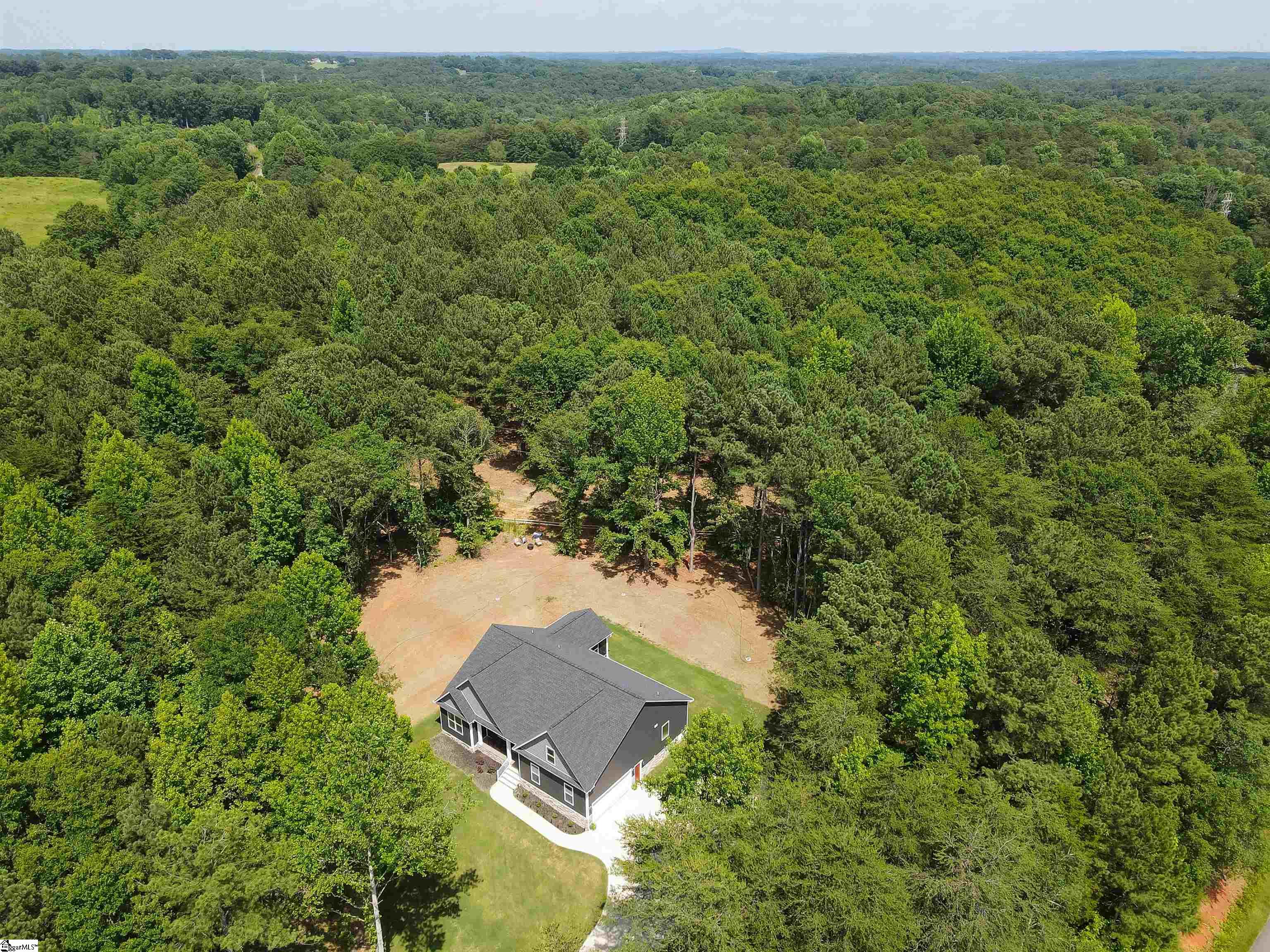 133 Ryan Road Chesnee, SC 29323 - Photo 3 of 36