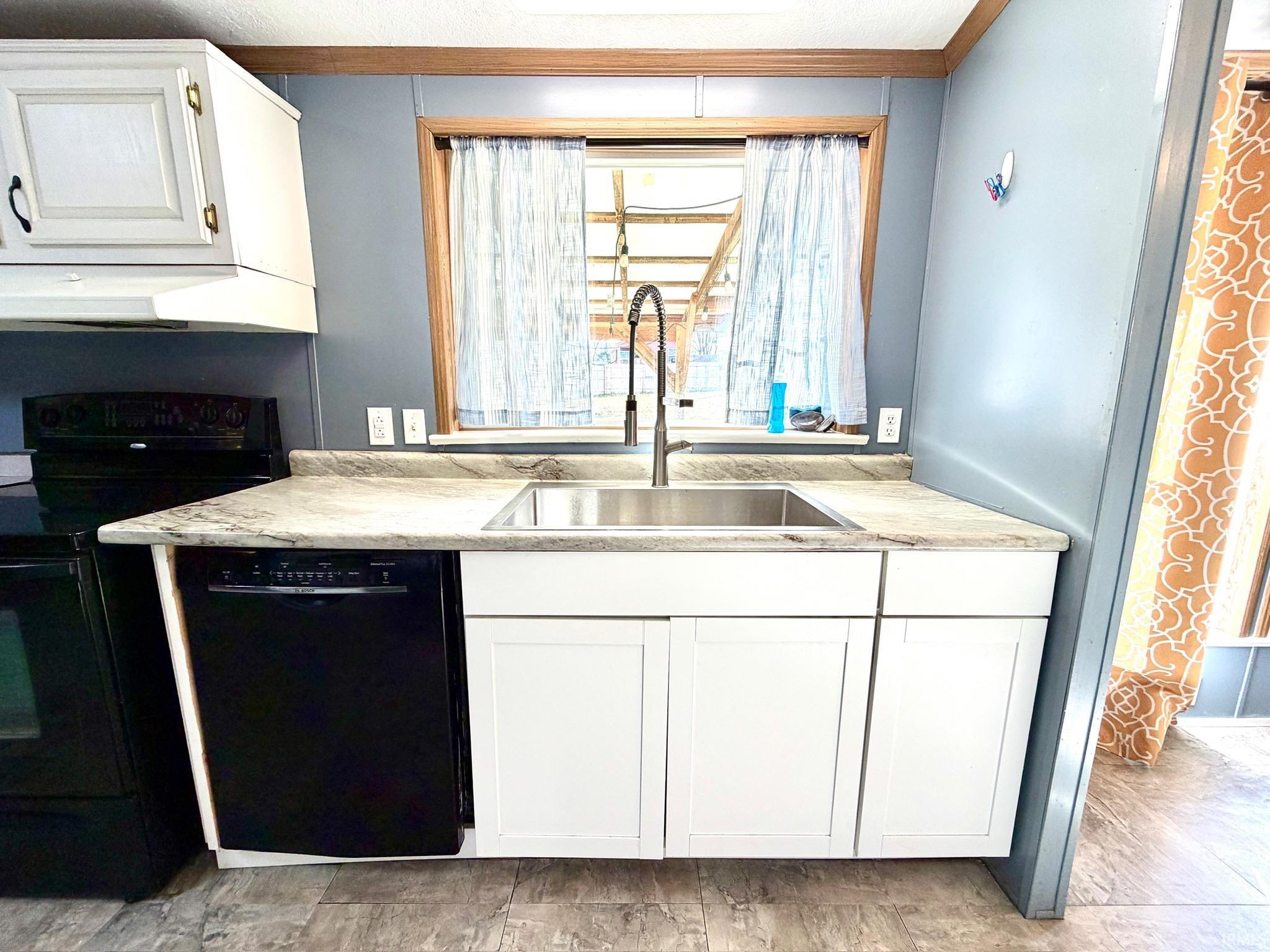 308 West Brook Street Mitchell, IN 47446 - Photo 16 of 36