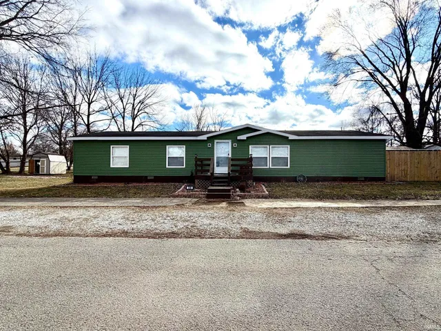 $169,900 | 308 West Brook Street, Mitchell, IN 47446