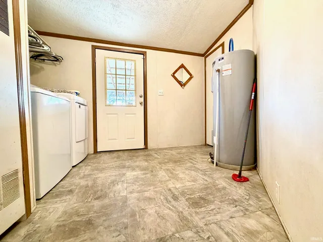 $169,900 | 308 West Brook Street, Mitchell, IN 47446