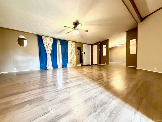 $169,900 | 308 West Brook Street, Mitchell, IN 47446