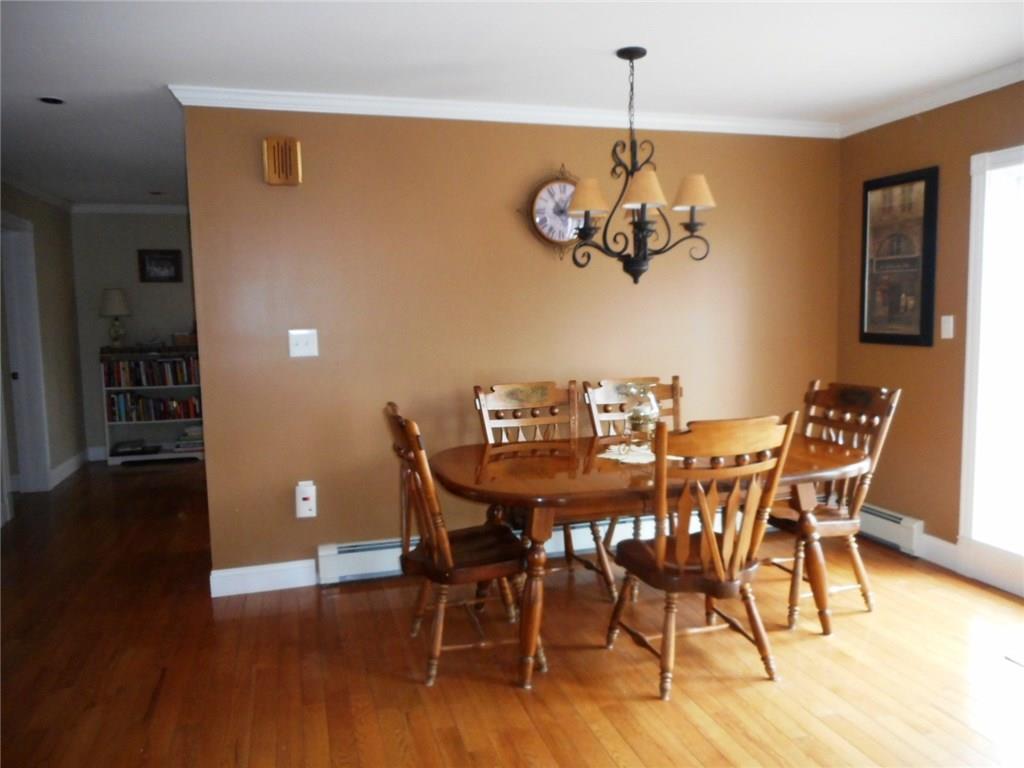 25 York Farm Road Sabattus, ME 04280 - Photo 14 of 35 Dining room