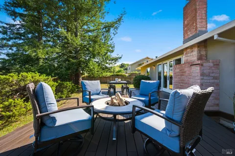 $1,650,000 | 3392 Royal Court, Napa, CA 94558