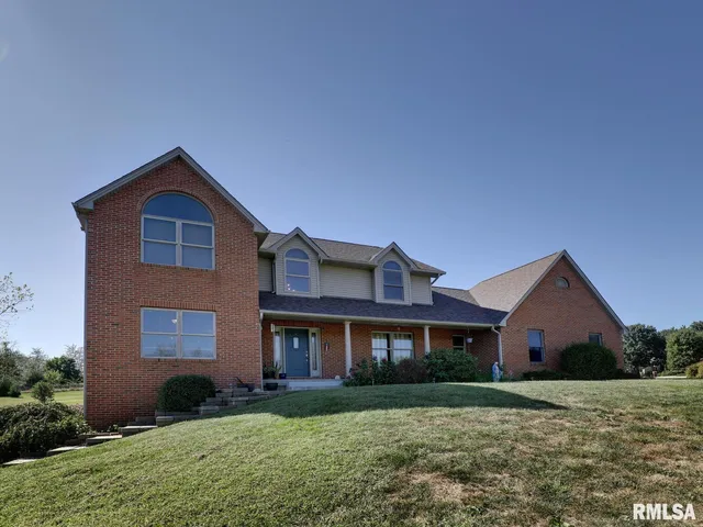 $480,000 | 5128 Lookout Ridge Road, Quincy, IL 62305