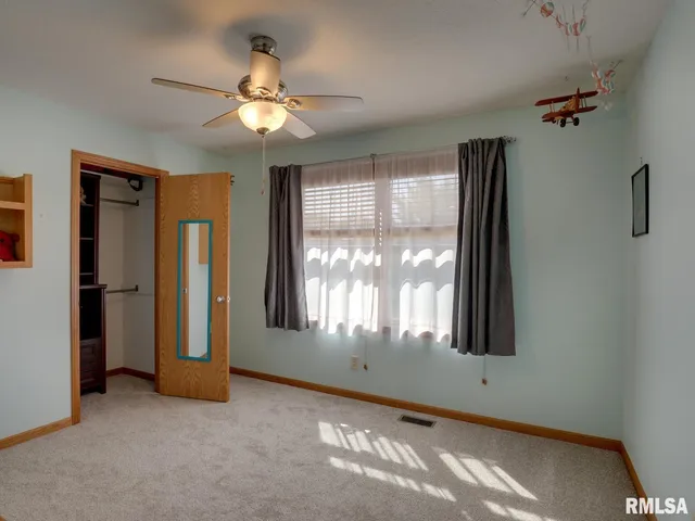 $480,000 | 5128 Lookout Ridge Road, Quincy, IL 62305