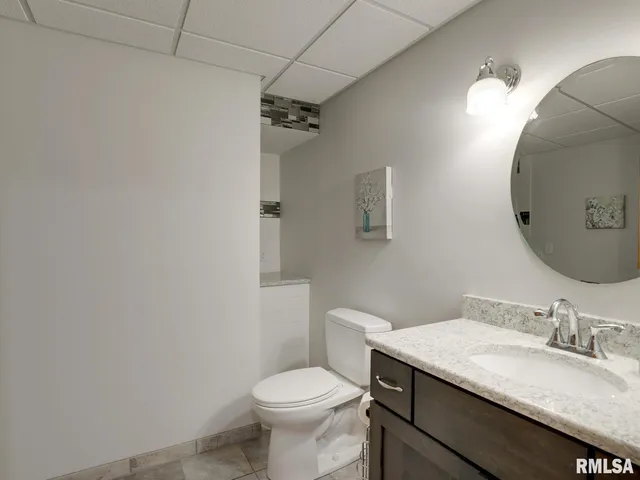 $480,000 | 5128 Lookout Ridge Road, Quincy, IL 62305