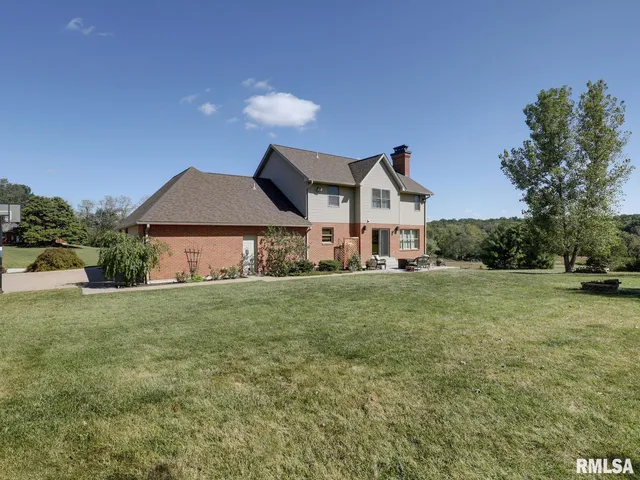 $480,000 | 5128 Lookout Ridge Road, Quincy, IL 62305