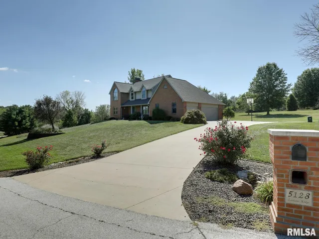 $480,000 | 5128 Lookout Ridge Road, Quincy, IL 62305