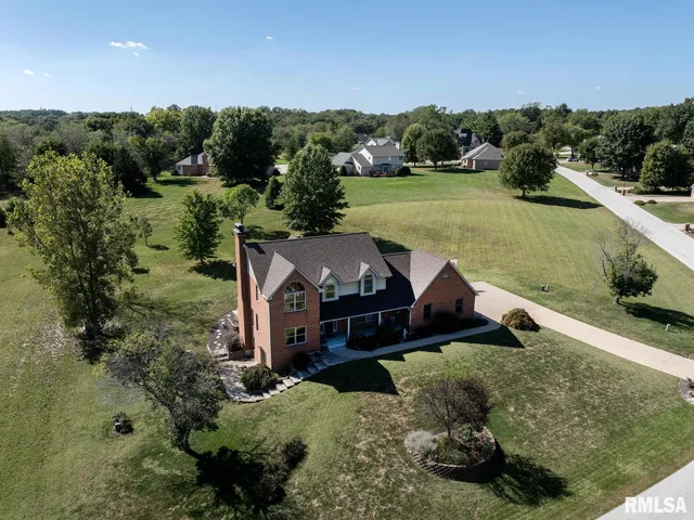 $480,000 | 5128 Lookout Ridge Road, Quincy, IL 62305