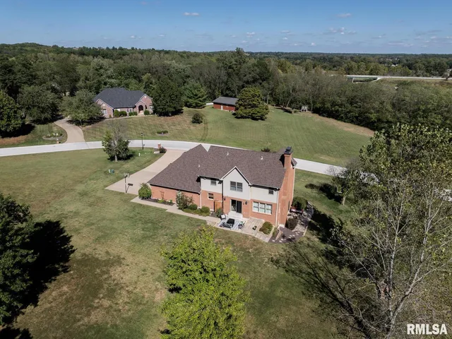 $480,000 | 5128 Lookout Ridge Road, Quincy, IL 62305