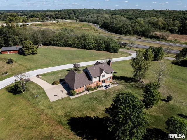 $480,000 | 5128 Lookout Ridge Road, Quincy, IL 62305