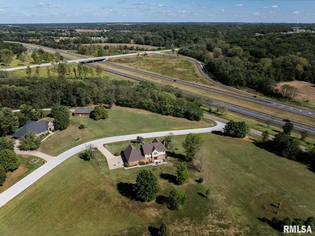 $480,000 | 5128 Lookout Ridge Road, Quincy, IL 62305