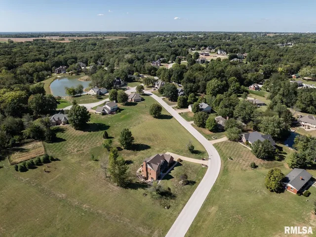 $480,000 | 5128 Lookout Ridge Road, Quincy, IL 62305