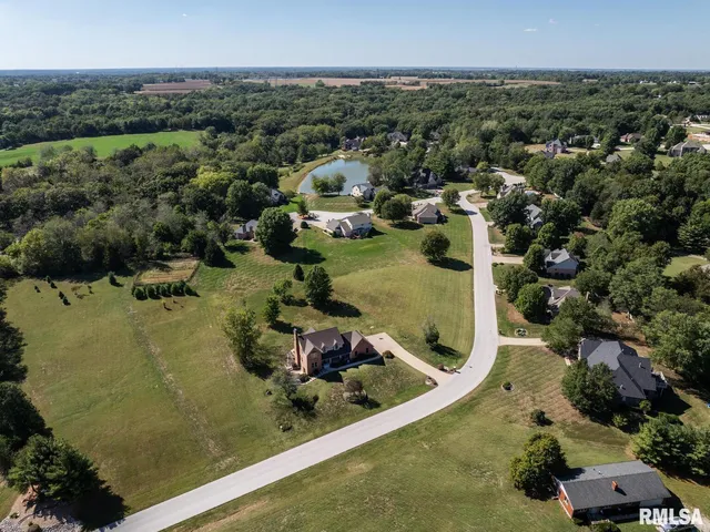 $480,000 | 5128 Lookout Ridge Road, Quincy, IL 62305