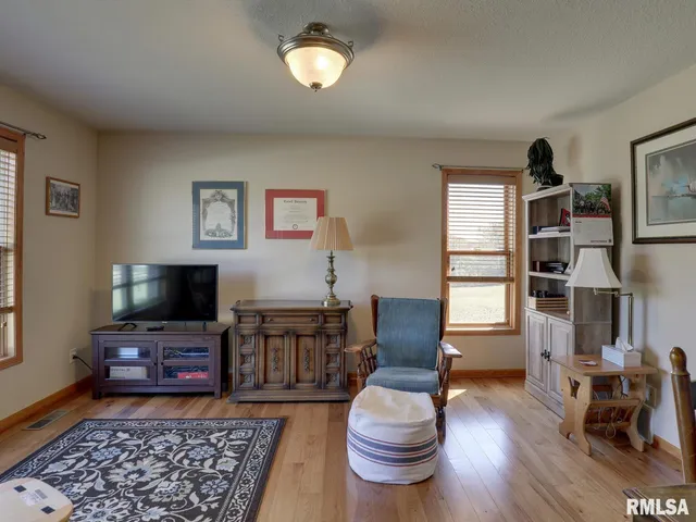 $480,000 | 5128 Lookout Ridge Road, Quincy, IL 62305