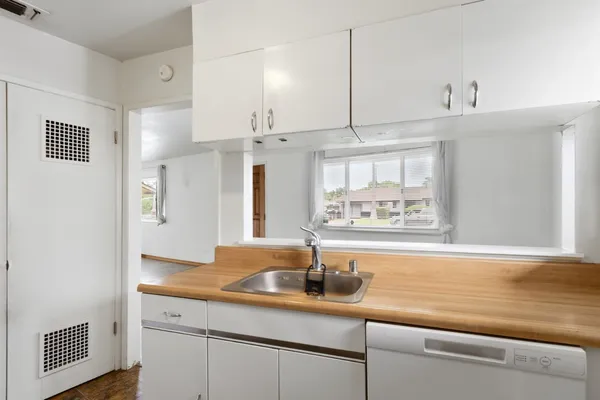 $335,000 | 3412 Humboldt Way, Sacramento, CA 95864