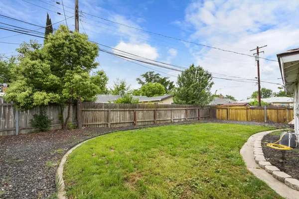 $335,000 | 3412 Humboldt Way, Sacramento, CA 95864