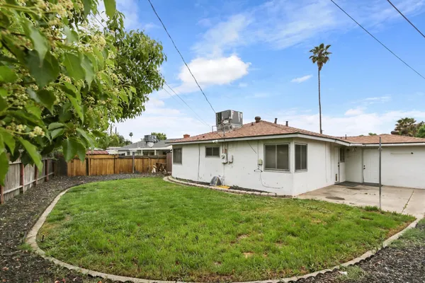 $335,000 | 3412 Humboldt Way, Sacramento, CA 95864