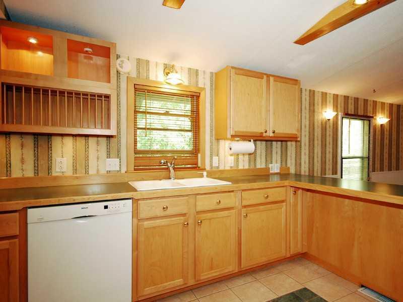 5 Brand Road Windham, ME 04062 - Photo 8 of 34 Kitchen.