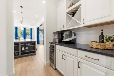 $1,660,000 | 1078 Gato Del Sol Avenue, Austin, TX 78737