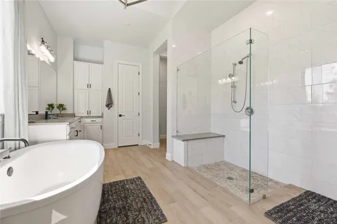 $1,660,000 | 1078 Gato Del Sol Avenue, Austin, TX 78737