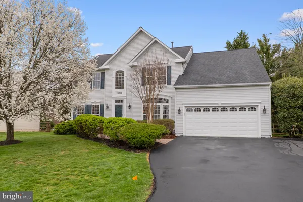 $900,000 | 24209 Hailey Drive, Damascus, MD 20872