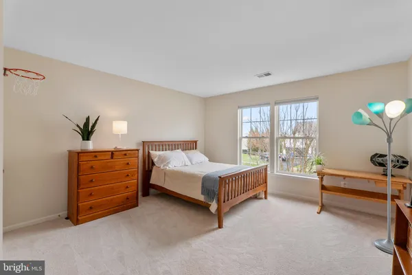 $900,000 | 24209 Hailey Drive, Damascus, MD 20872