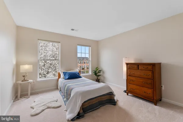 $900,000 | 24209 Hailey Drive, Damascus, MD 20872