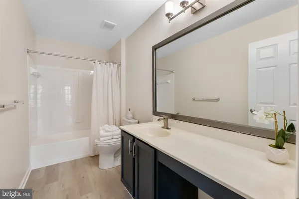 $900,000 | 24209 Hailey Drive, Damascus, MD 20872