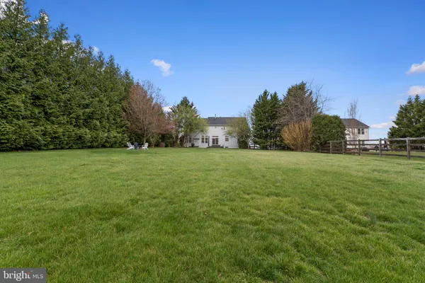 $900,000 | 24209 Hailey Drive, Damascus, MD 20872