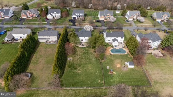 $900,000 | 24209 Hailey Drive, Damascus, MD 20872