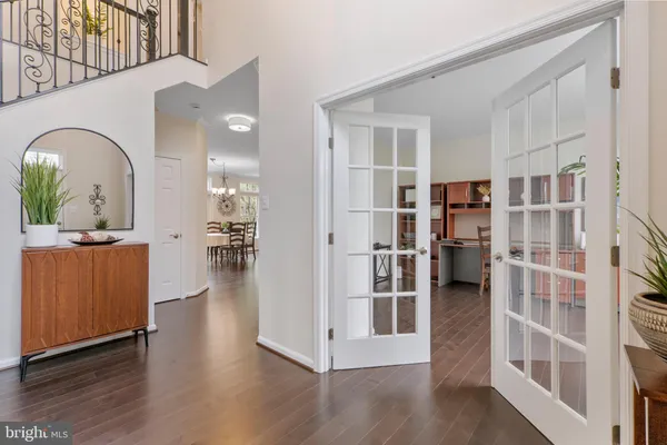 $900,000 | 24209 Hailey Drive, Damascus, MD 20872