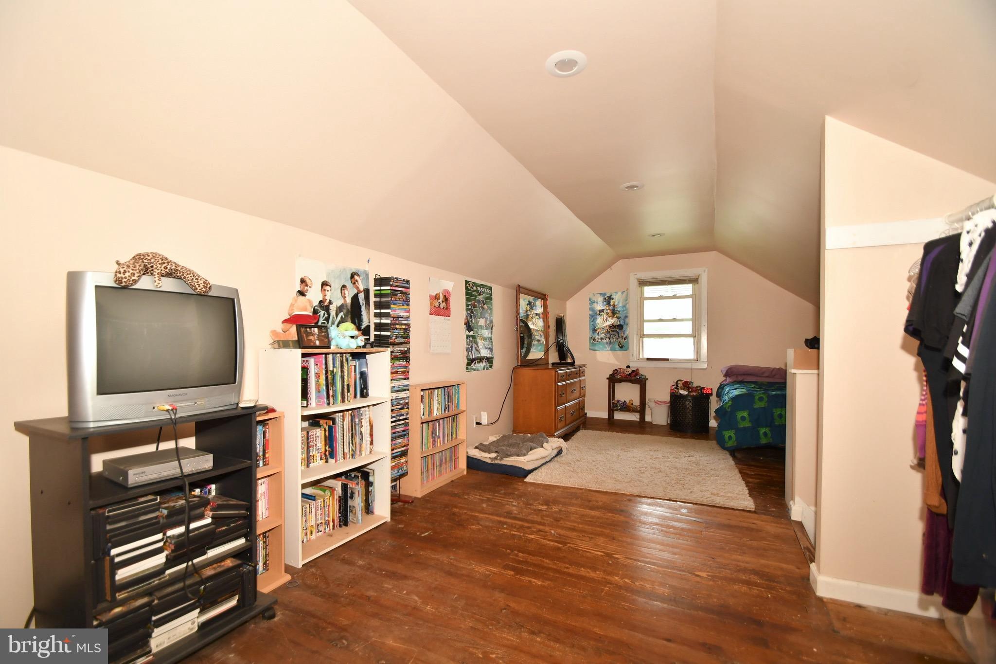 1202 Overbrook Road Baltimore, MD 21239 - Photo 9 of 23 Bedroom 3