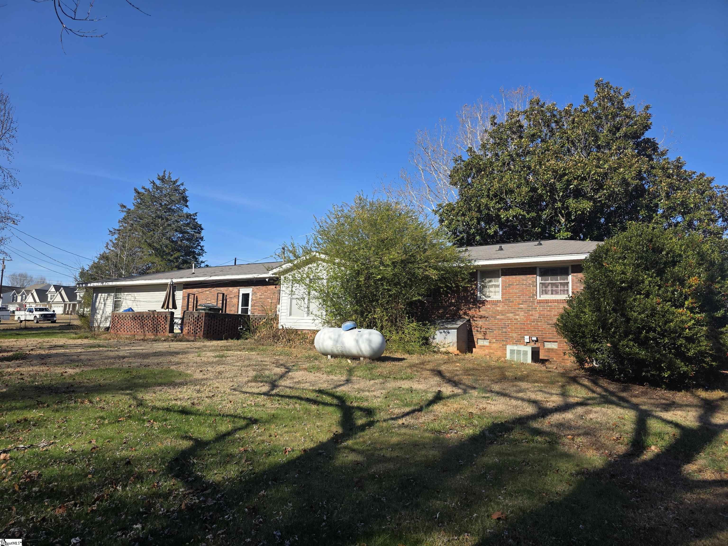 70 Snowmill Road Woodruff, SC 29388 - Photo 12 of 19