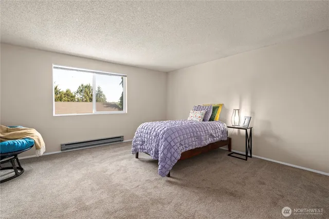 $329,000 | 690 Northwest Atalanta Way, Unit B9, Oak Harbor, WA 98277