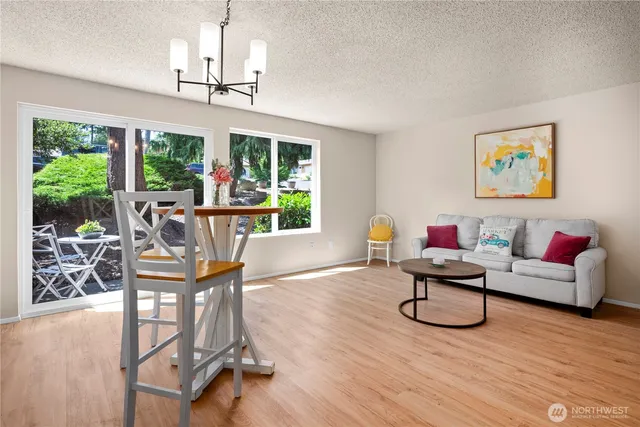 $329,000 | 690 Northwest Atalanta Way, Unit B9, Oak Harbor, WA 98277