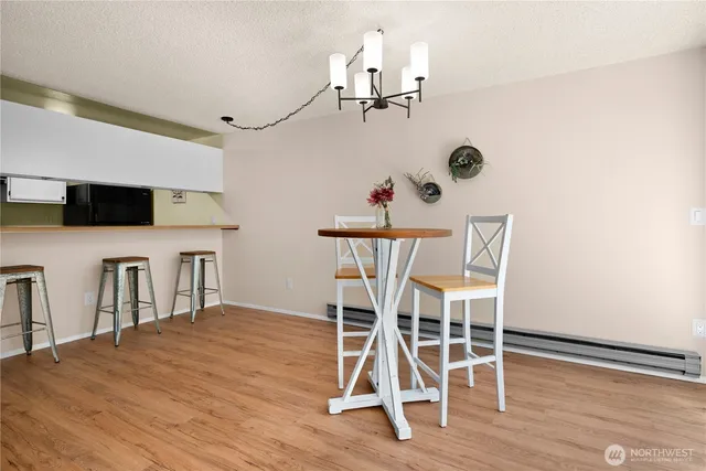 $329,000 | 690 Northwest Atalanta Way, Unit B9, Oak Harbor, WA 98277