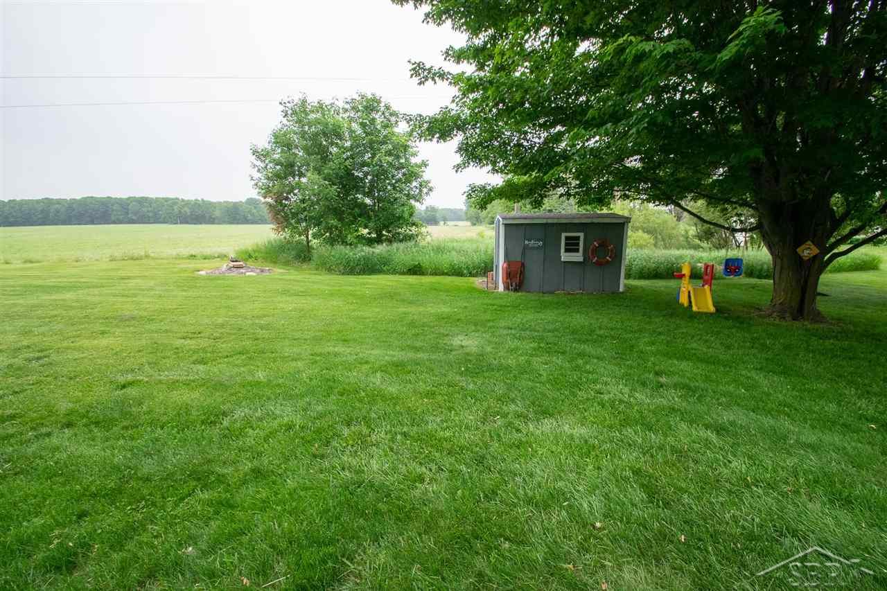 10985 South Mission Road Shepherd, MI 48883 - Photo 25 of 34
