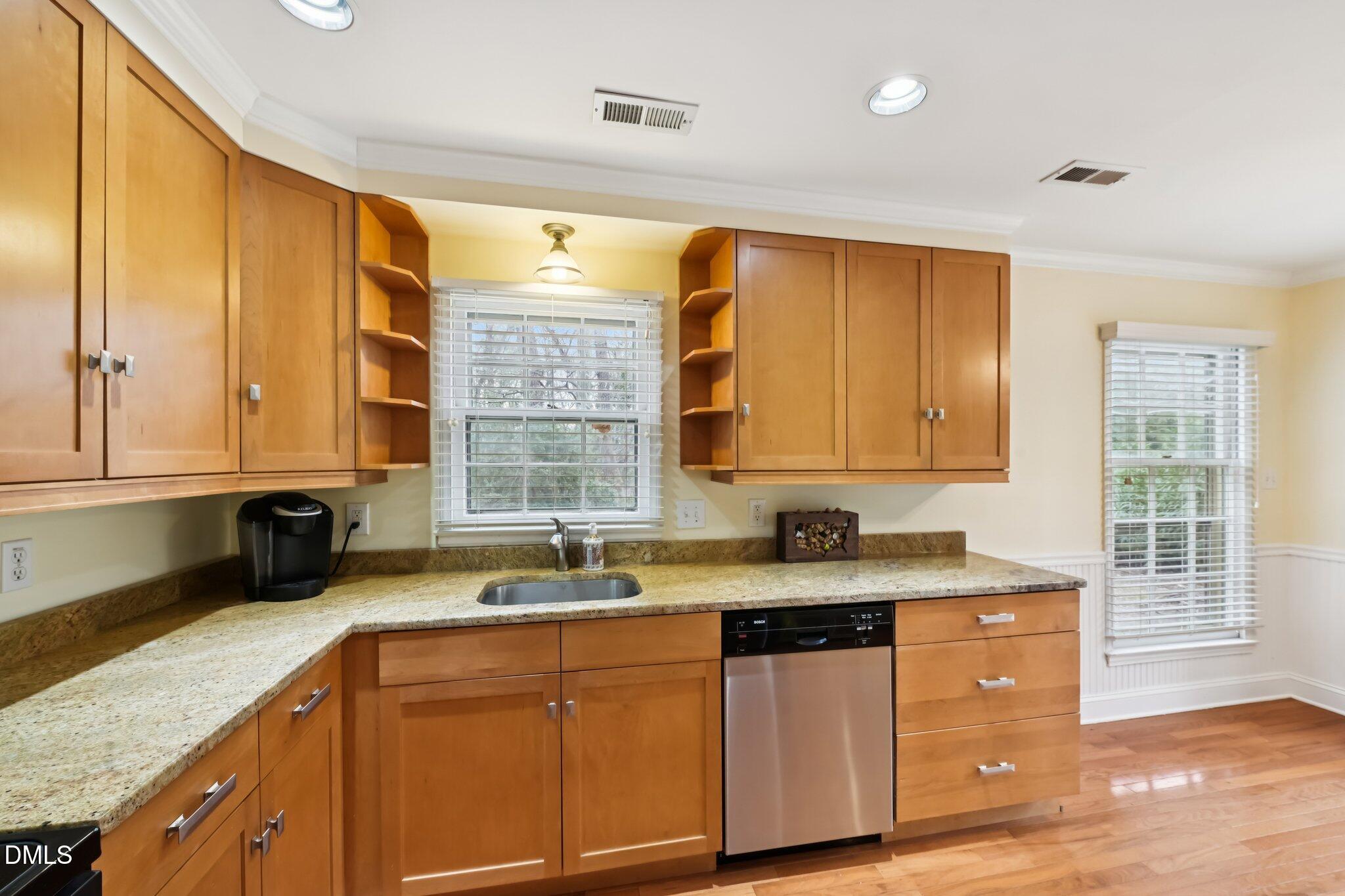 409 Smith Avenue, Unit 105 Chapel Hill, NC 27516 - Photo 12 of 31 14-web-or-mls-Smith Ave 5-S2102-014