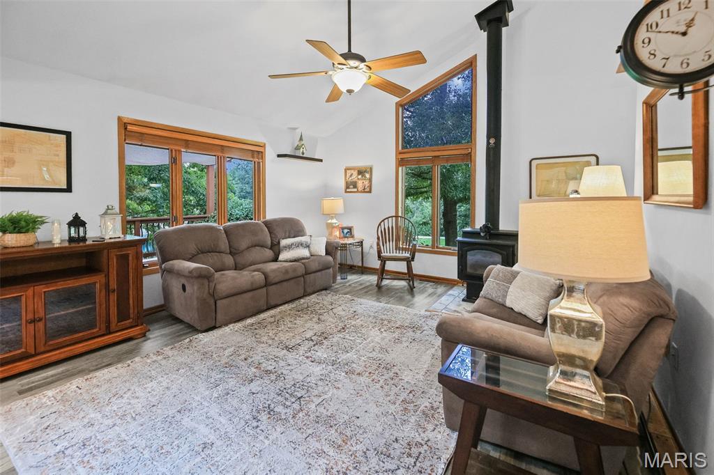 2409 Winter Lane Godfrey, IL 62035 - Photo 29 of 59 Gallery Image 29