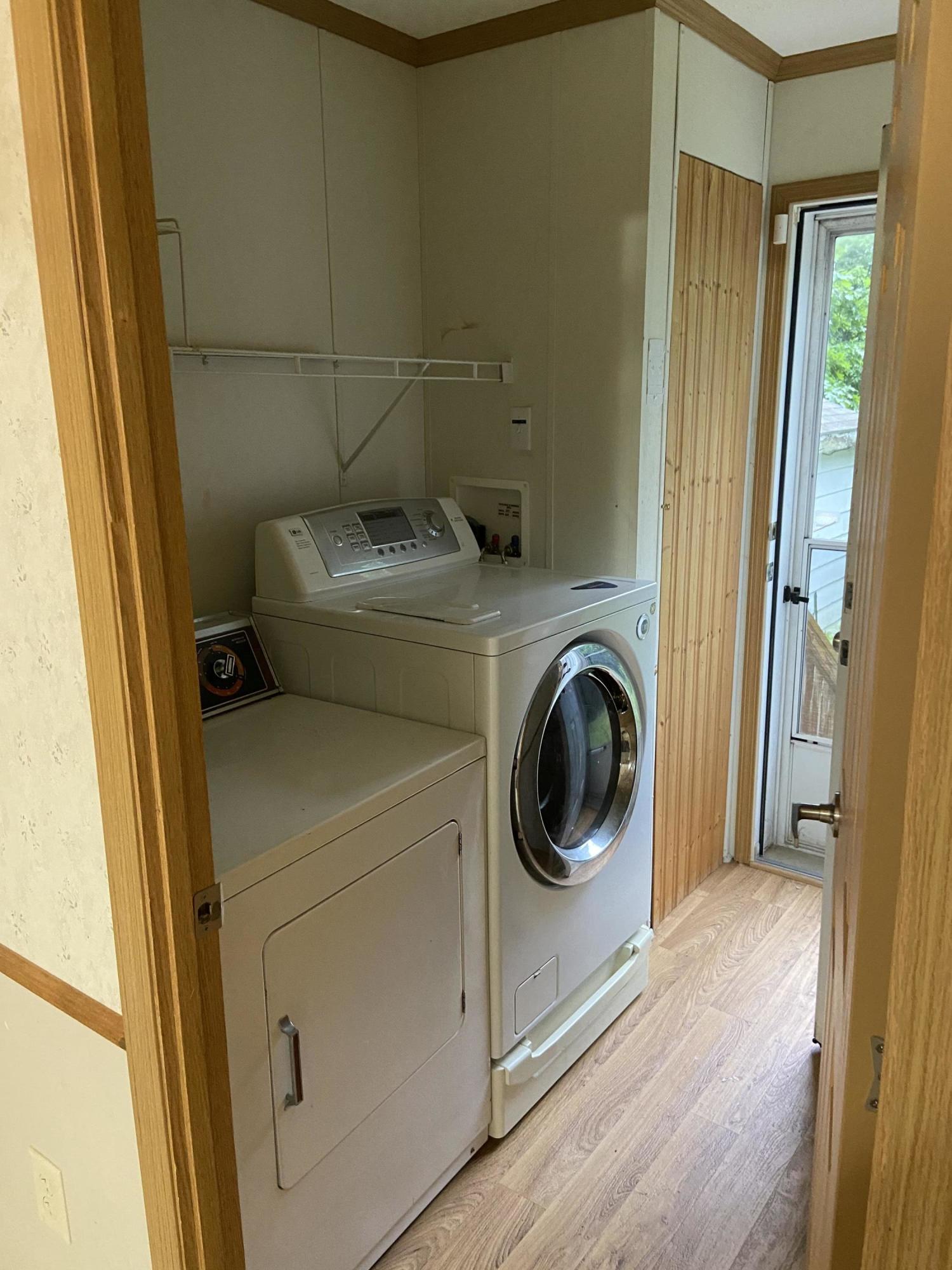 188 Hinks Road Jefferson, ME 04348 - Photo 6 of 27 IMG_9352
