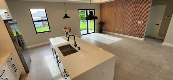 $2,000 | 758 Worth Avenue South, Lehigh Acres, FL 33974