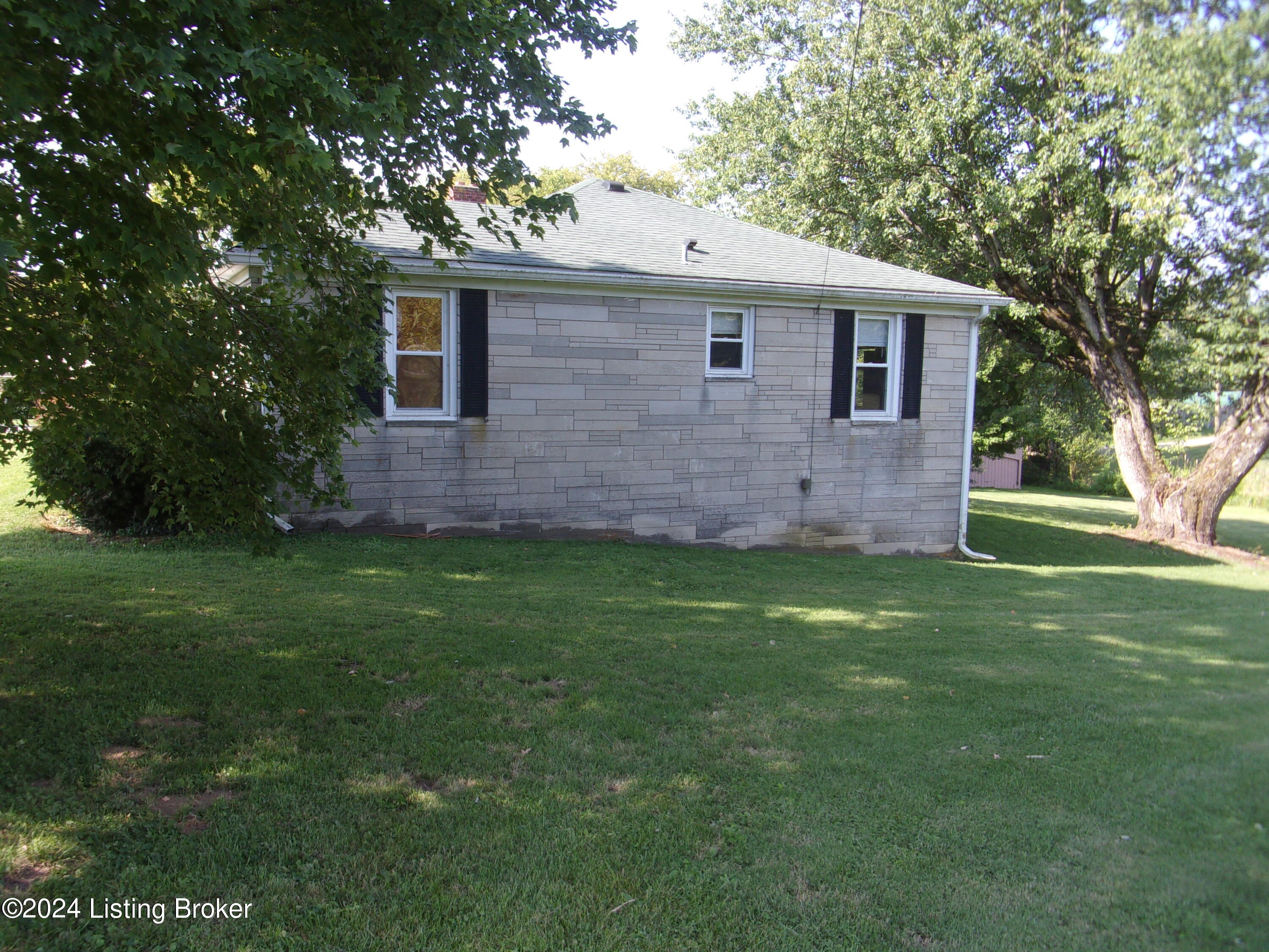 200 Little Union Road Fairfield, KY 40020 - Photo 4 of 32 101_6223